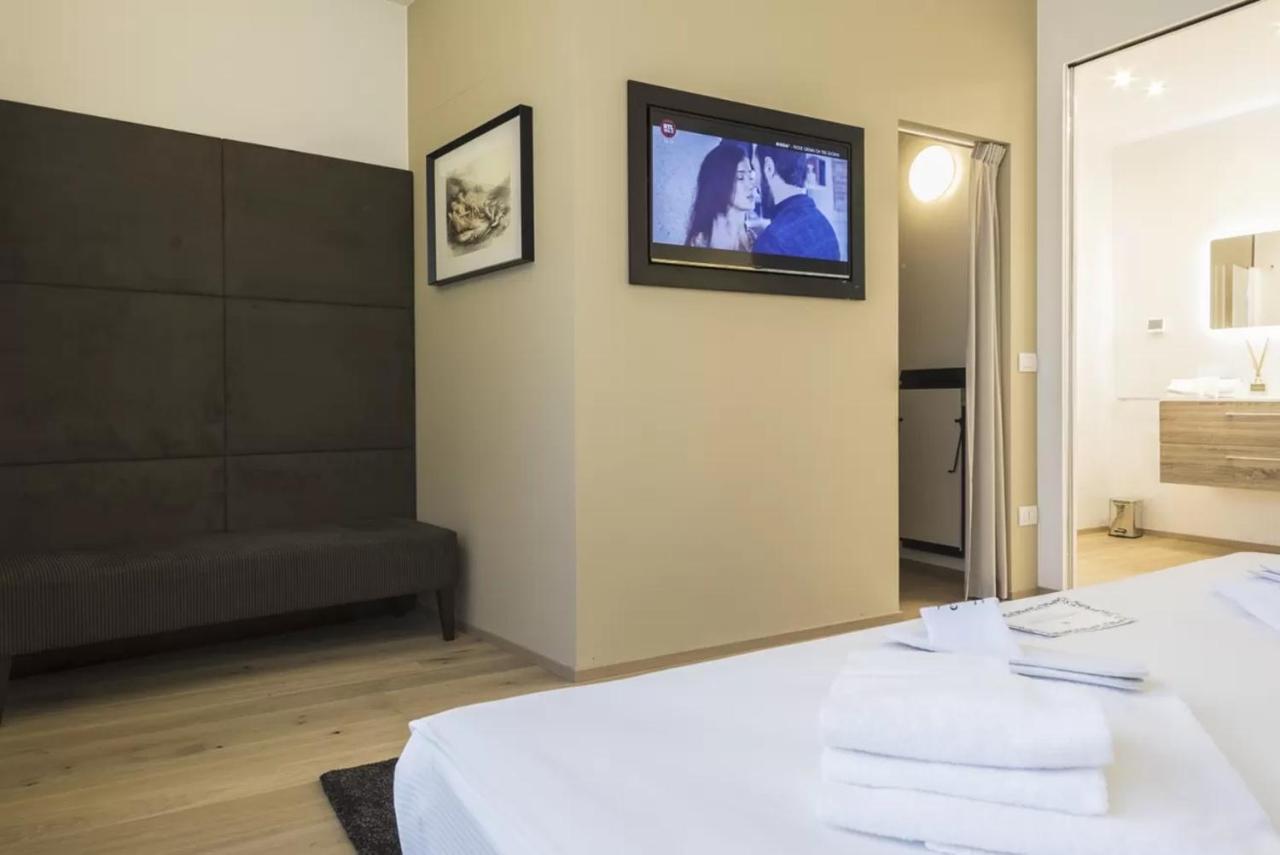 Italianway - Vittorio Emanuele 15 Apartment Milano Ngoại thất bức ảnh